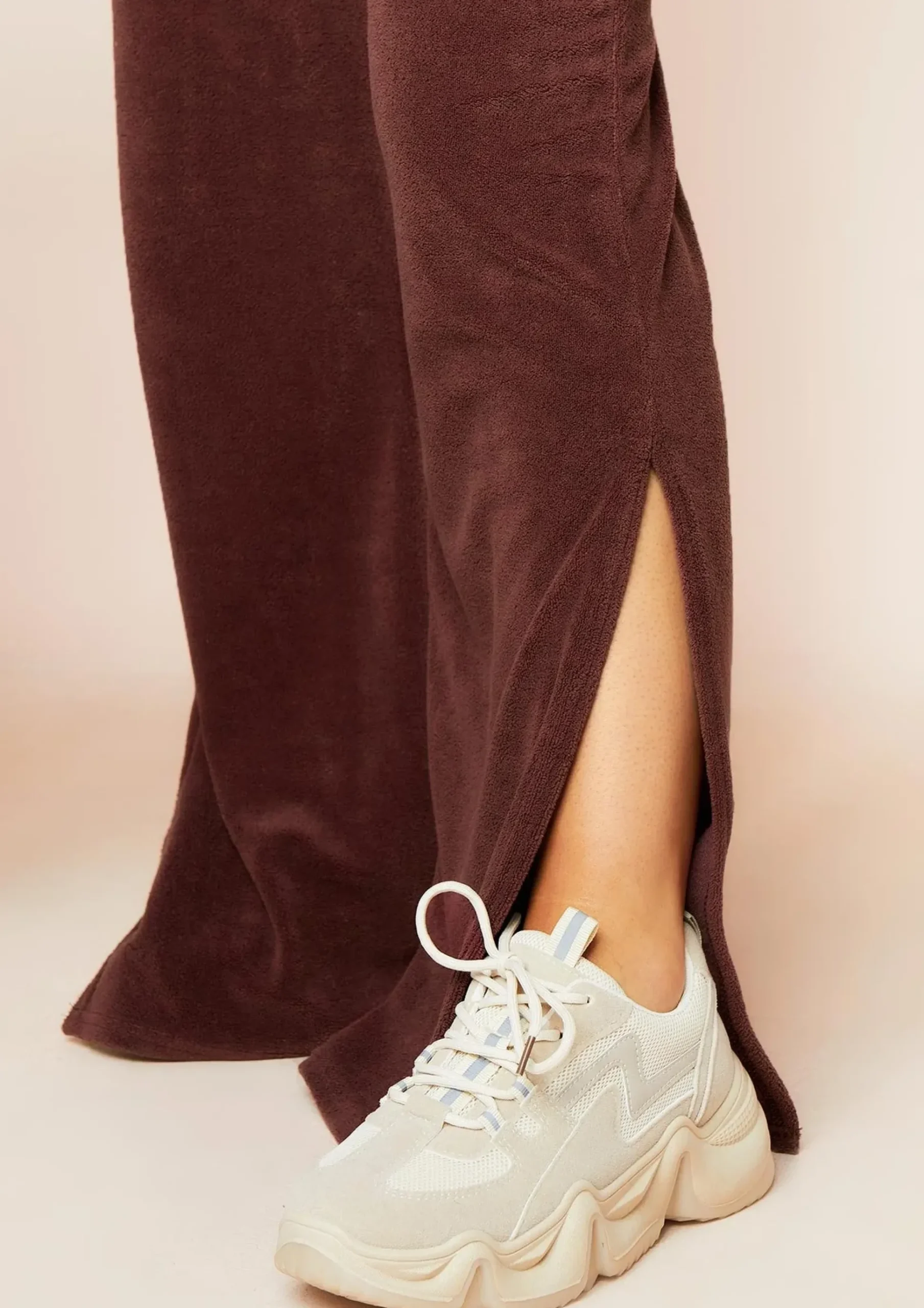 Best Belle Chocolate Velour Split Hem Joggers Women Tracksuits