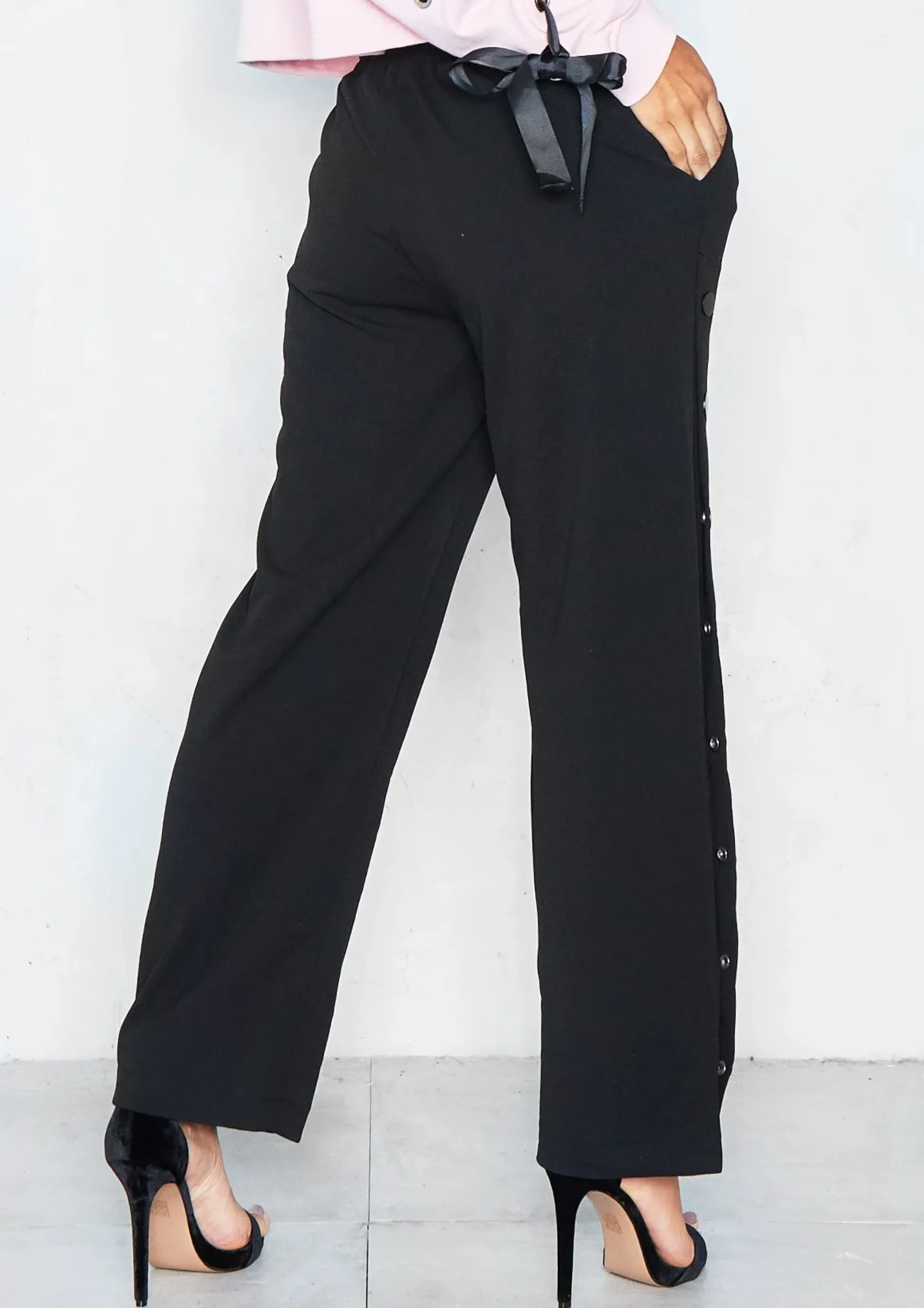 Best Chantelle Black Button Detail Trousers Women Trousers