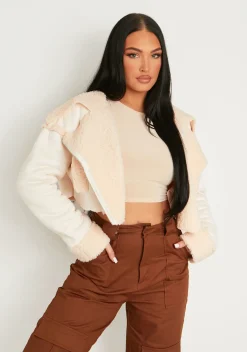 Cindy Cream Cropped Zipped Borg Coat^Missy Empire Hot