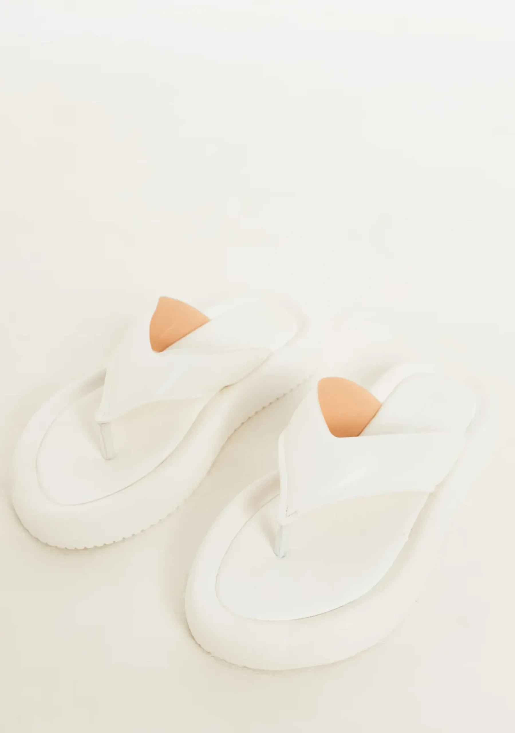 Outlet Dayna White Chunky Sole Flip Flops Women Sandals