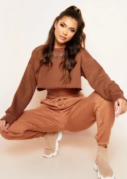 Melanie Chocolate Raw Hem Crew Neck Cropped Sweater^Missy Empire Hot