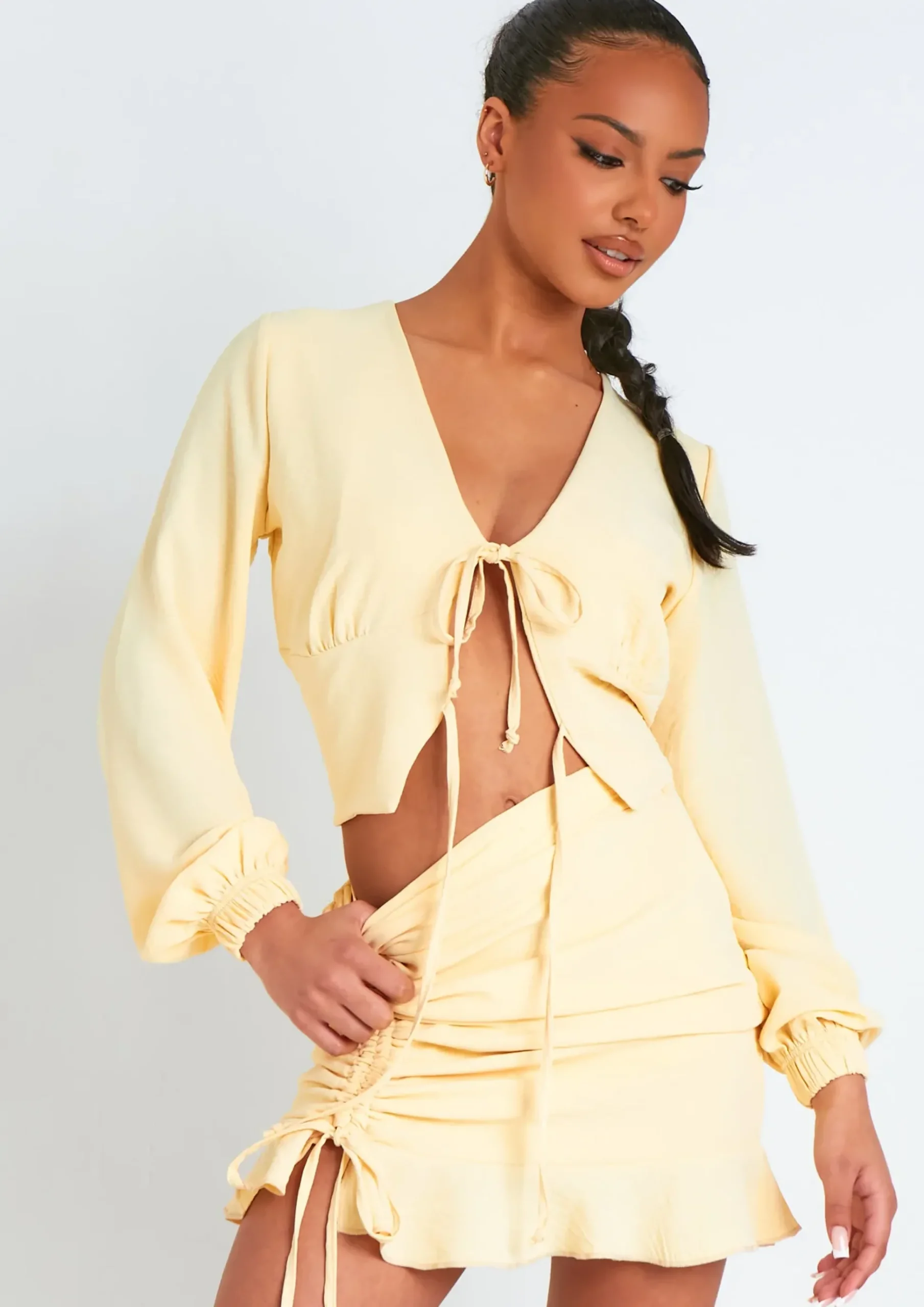 Nara Buttermilk Frill Woven Skirt With Side Ruching^Missy Empire Outlet