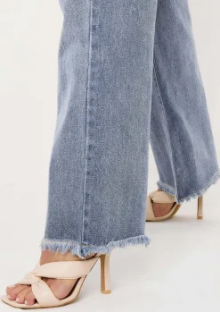 Phoebe Denim Light Wash Frayed Raw Hem Jeans^Missy Empire Store